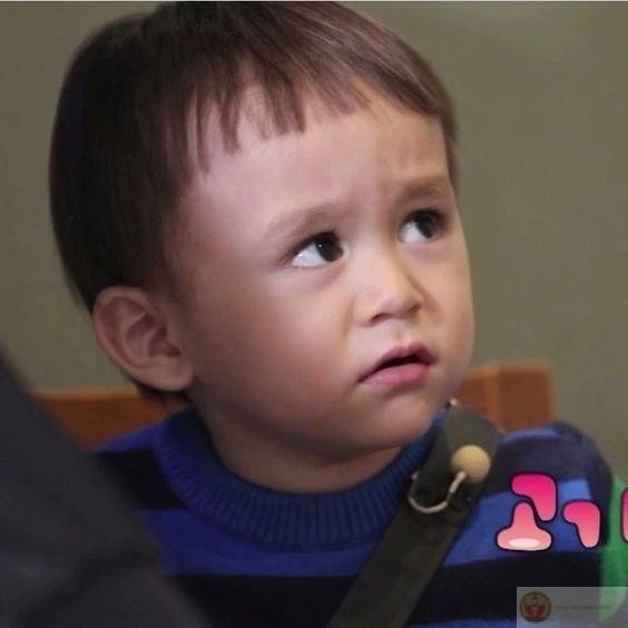 Mỗi lần nhắm mắt là một lần trốn cả thế giới