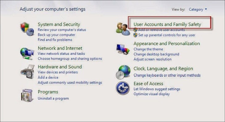 Bạn tiếp tục chọn User Accounts and Family Safety