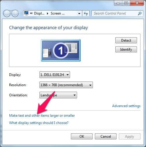 Chọn "Make text and other items larger or smaller" trong cửa sổ cài đặt màn hình