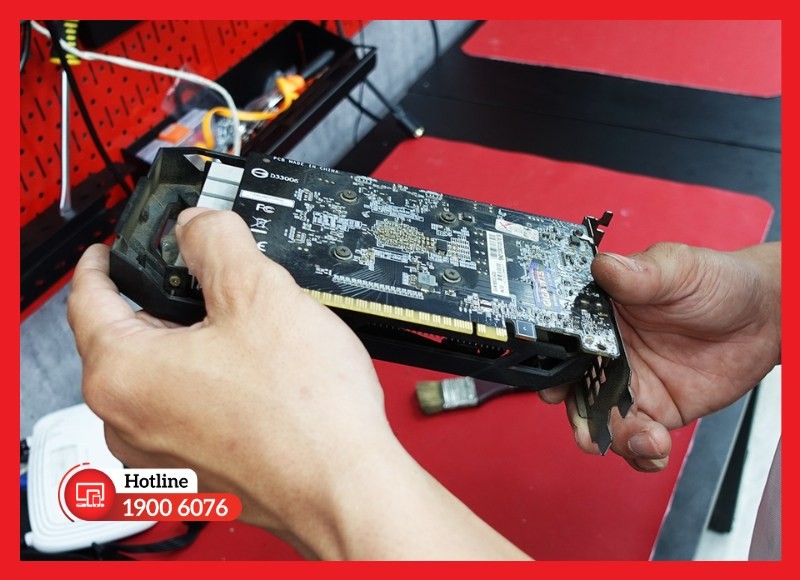 Card đồ họa bị lỗi khiến màn hình máy tính không lên hình