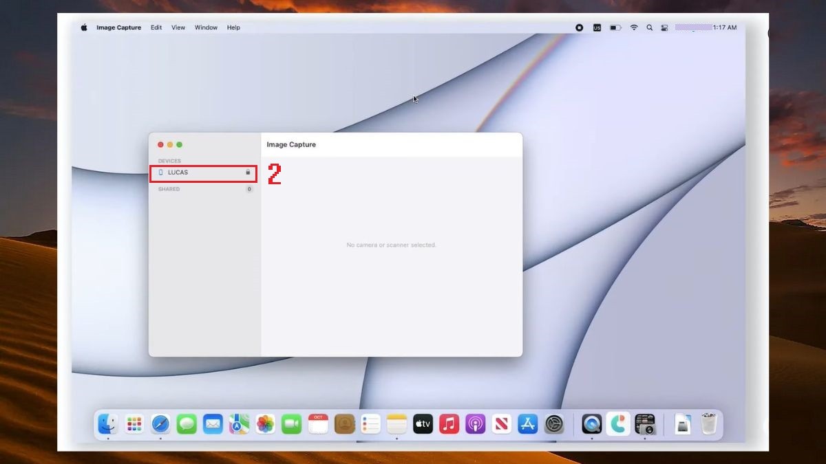 Cách chuyển ảnh từ iPhone sang máy tính MacBook bằng dây sạc bước 2