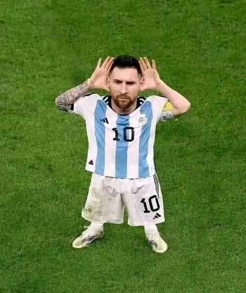 Messi meme bá đạo lan truyền khắp cộng đồng