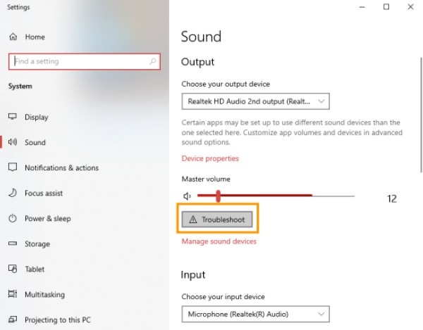 Cửa sổ Sound Settings trên Windows 11 với lựa chọn thiết bị đầu ra