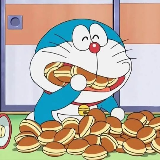 Doremon ăn một núi bảnh rán