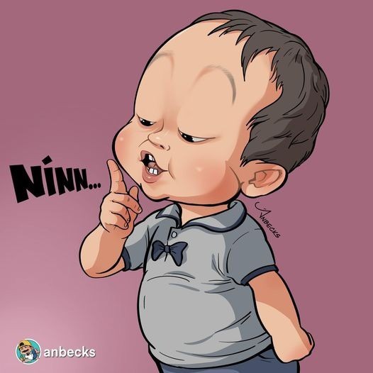 Cậu bé với biểu cảm đáng yêu khi nói từ "nín".
