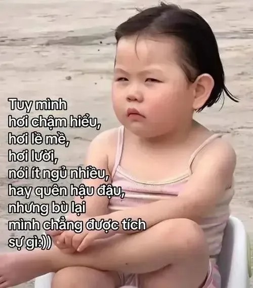 Tổng hợp meme em bé có chữ ngây ngô kèm chữ siêu hợp chat hằng ngày