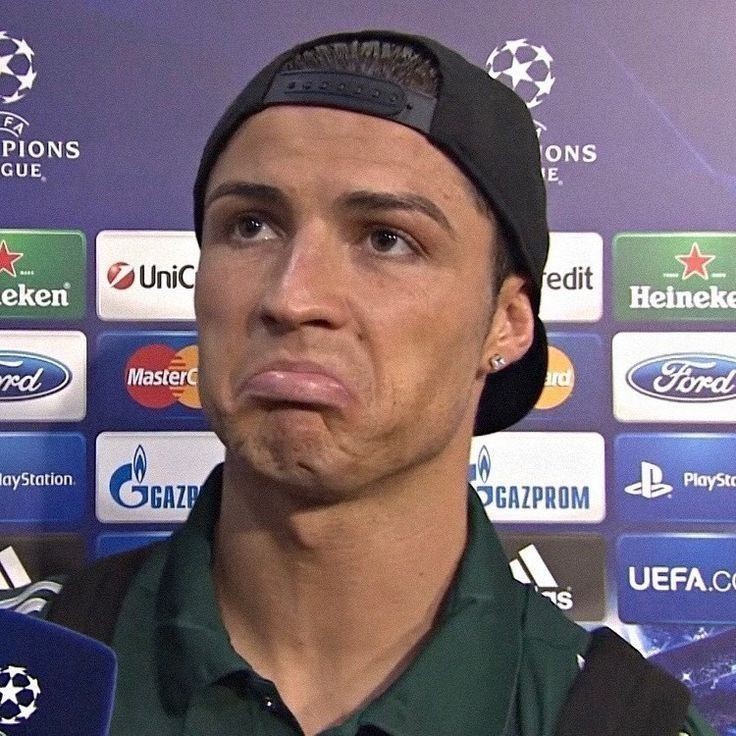 Nhiều người yêu thích Ảnh Ronaldo chế bởi sự hài hước bất ngờ